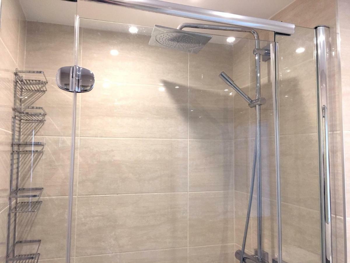 Superb Central Modern 3Bed 2Bath With Wifi, Trendy Fitzrovia W1 By Oxford Street Affable Informative Host London Bagian luar foto